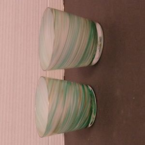 VGUC. Vintage set of two